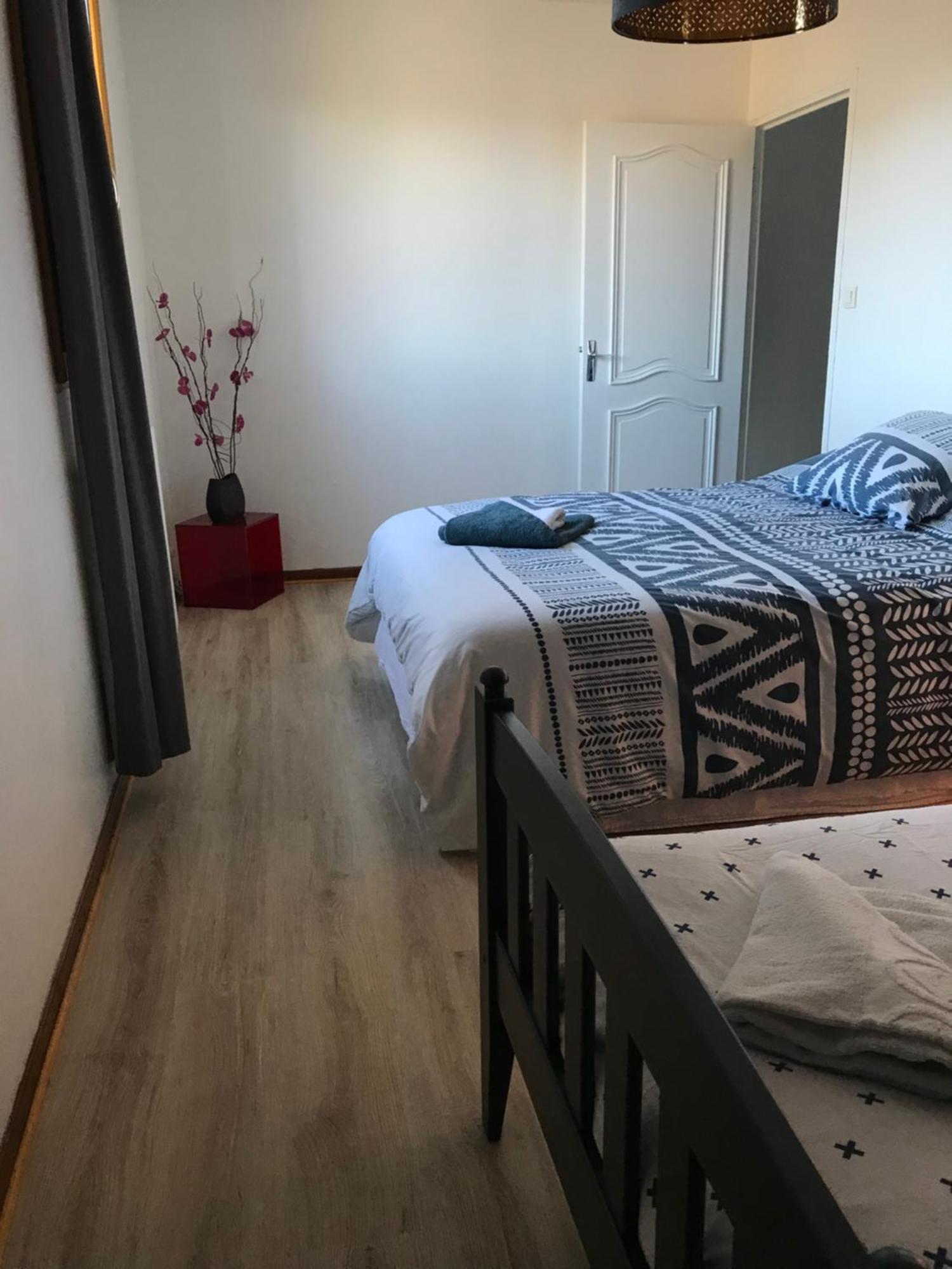 Brié-et-Angonnes Appartement Dans Maison מראה חיצוני תמונה