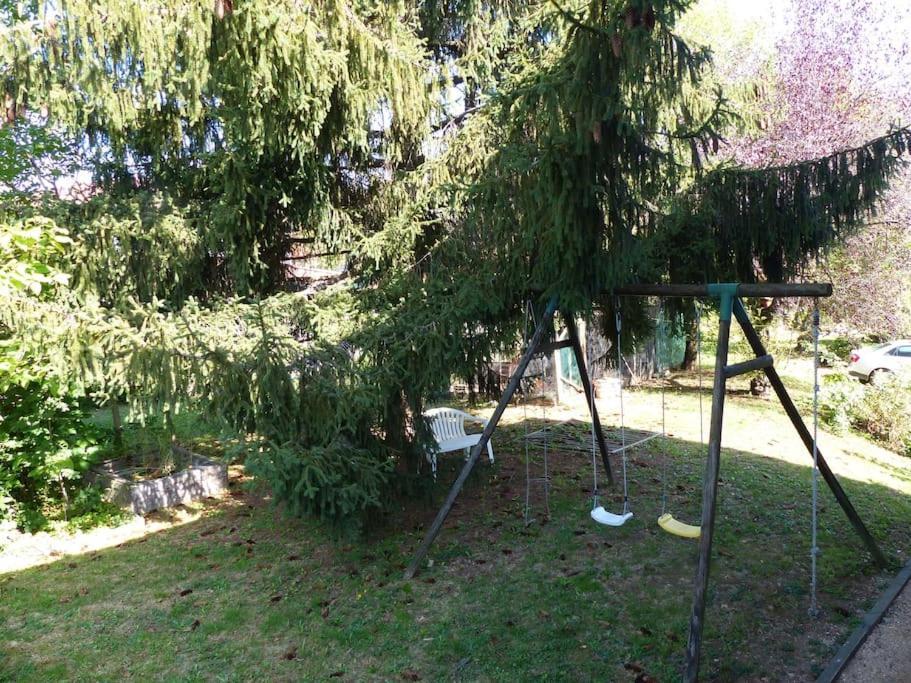 Brié-et-Angonnes Appartement Dans Maison מראה חיצוני תמונה